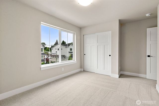 14221 SE 284th Place, Kent, WA 98042