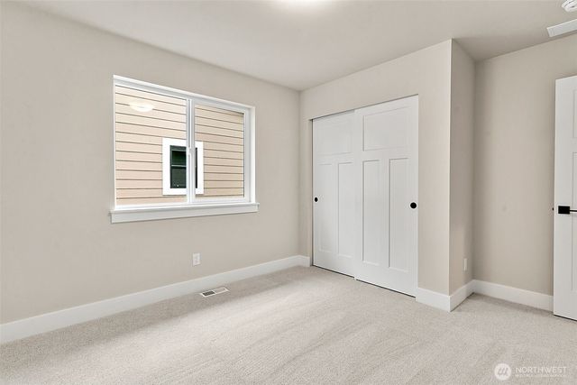 14221 SE 284th Place, Kent, WA 98042