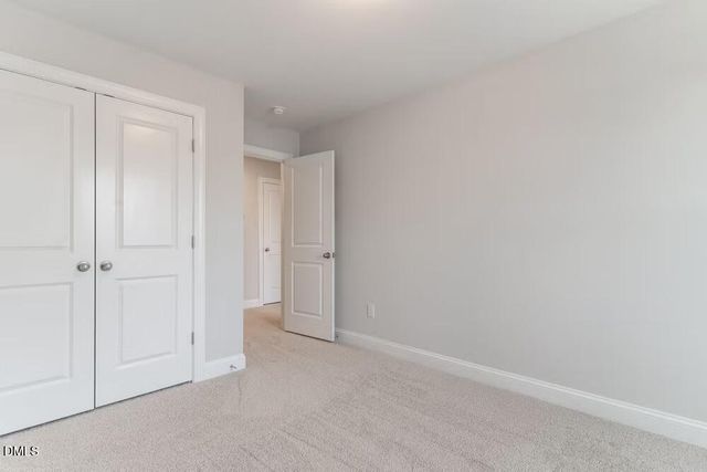 572 Barrington Row Avenue, Zebulon, NC 27597