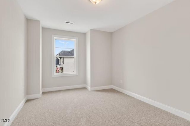 572 Barrington Row Avenue, Zebulon, NC 27597