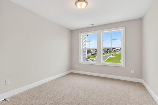 572 Barrington Row Avenue, Zebulon, NC 27597