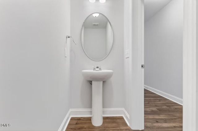 572 Barrington Row Avenue, Zebulon, NC 27597