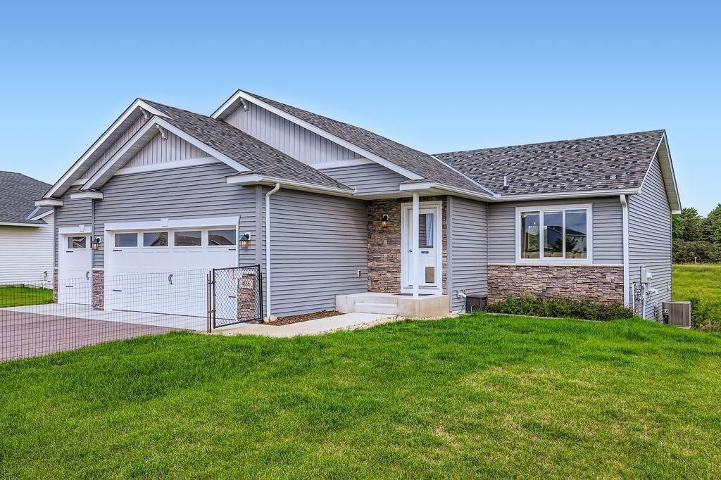 4136 Eaton Circle NE, Monticello, MN 55362