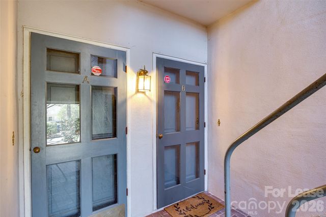 2220 Roswell Avenue, Charlotte, NC 28207