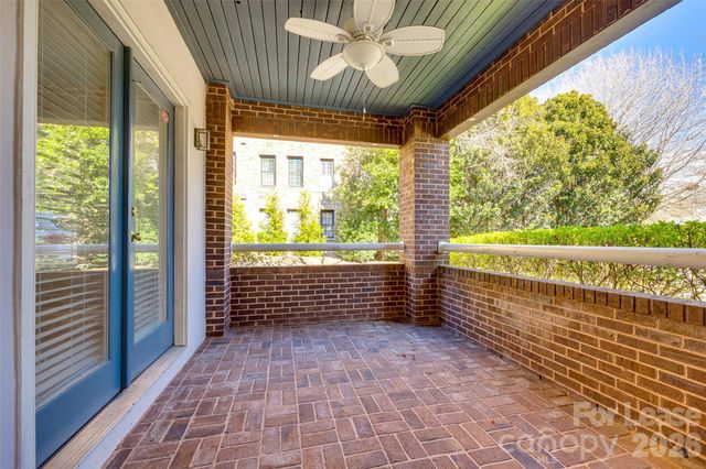 2220 Roswell Avenue, Charlotte, NC 28207