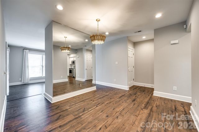 2220 Roswell Avenue, Charlotte, NC 28207