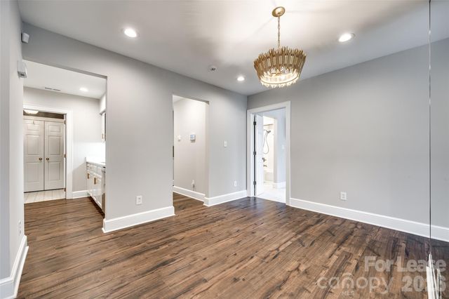 2220 Roswell Avenue, Charlotte, NC 28207