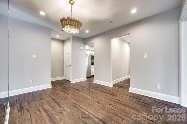 2220 Roswell Avenue, Charlotte, NC 28207