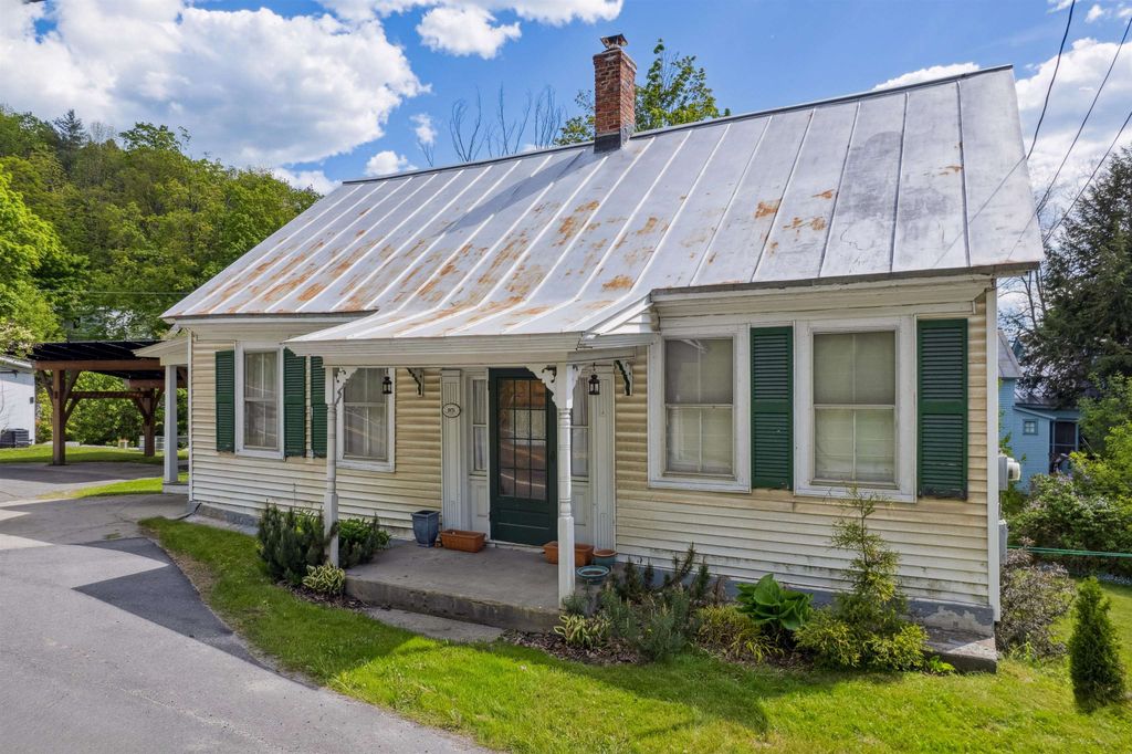 20 VT RT 113, Chelsea, VT 05038