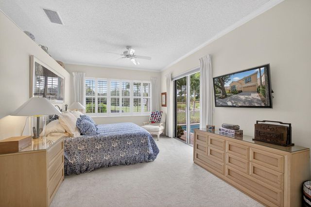 14 Via Del Corso, Palm Beach Gardens, FL 33418