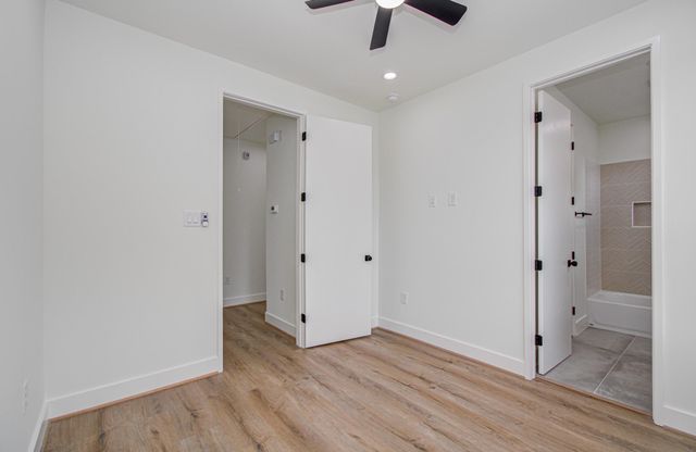 1308 Tarley Street A, Houston, TX 77009
