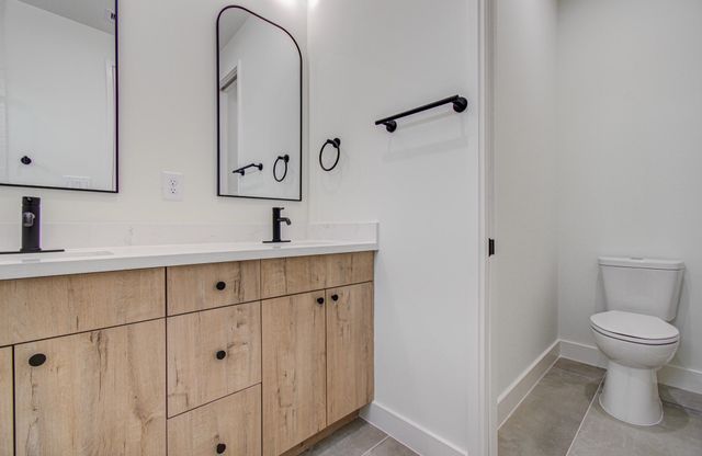 1308 Tarley Street A, Houston, TX 77009