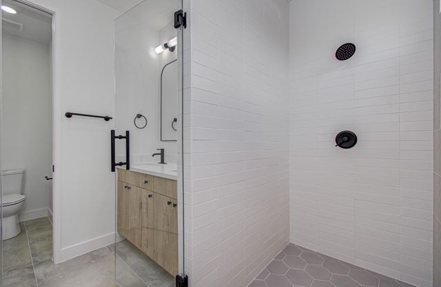 1308 Tarley Street A, Houston, TX 77009