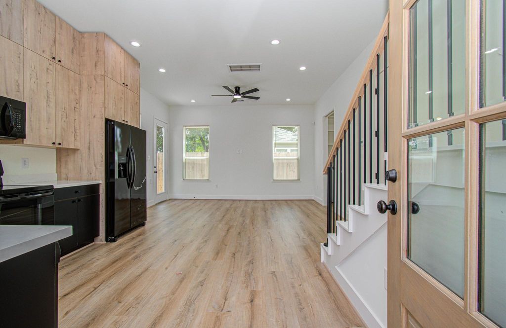 1308 Tarley Street A, Houston, TX 77009