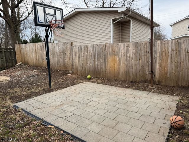 1127 Earle Pl, Plainfield City, NJ 07062