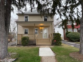 1127 Earle Pl, Plainfield City, NJ 07062