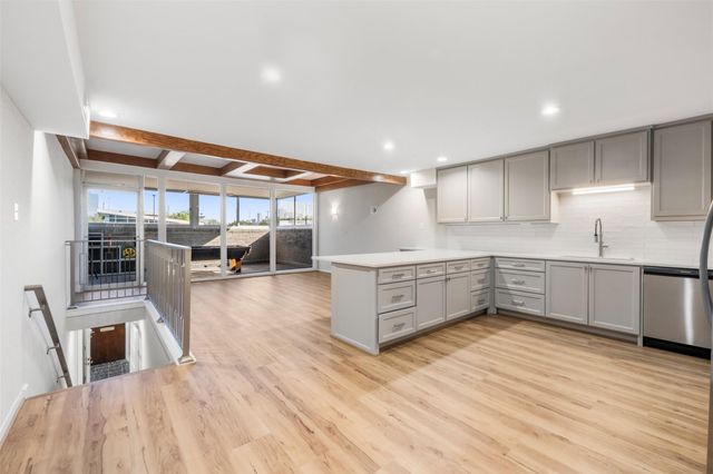 3141 Bissonnet Street, West University Place, TX 77005