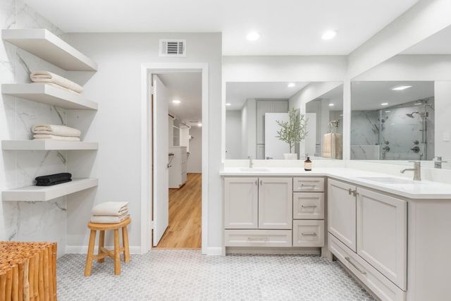 3141 Bissonnet Street, West University Place, TX 77005