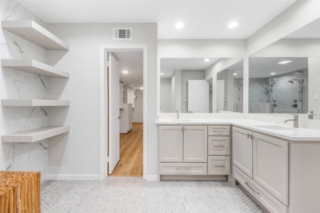 3141 Bissonnet Street, West University Place, TX 77005