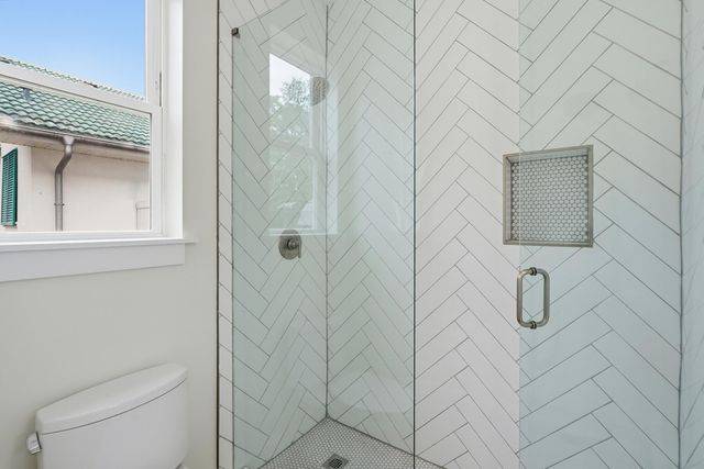 465 Seacrest Drive, Seacrest, FL 32461