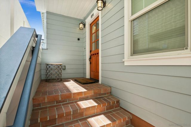 814 F Avenue, Coronado, CA 92118