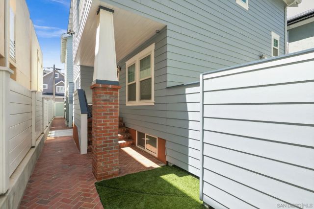 814 F Avenue, Coronado, CA 92118