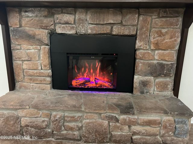 7265 OAKWOOD Drive, Jacksonville, FL 32211