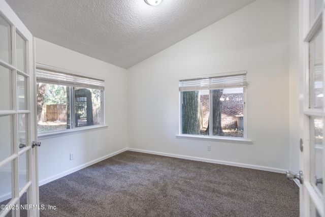 7265 OAKWOOD Drive, Jacksonville, FL 32211