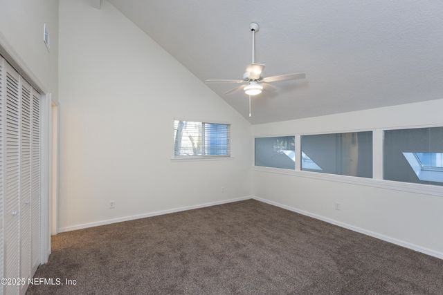 7265 OAKWOOD Drive, Jacksonville, FL 32211