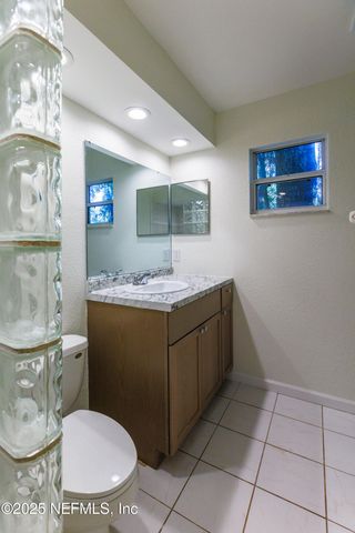 7265 OAKWOOD Drive, Jacksonville, FL 32211