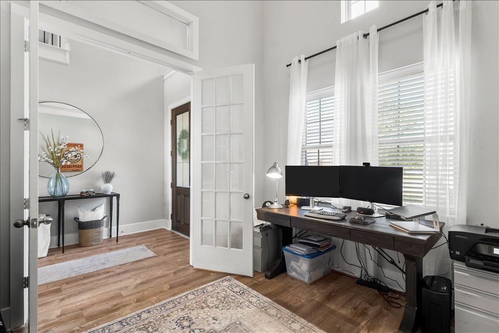 200 Draco ST, Georgetown, TX 78628