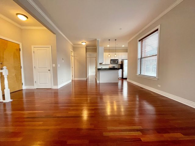 2801 N Seminary Avenue 1S, Chicago, IL 60657