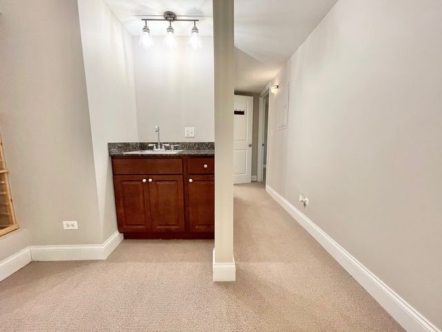 2801 N Seminary Avenue 1S, Chicago, IL 60657