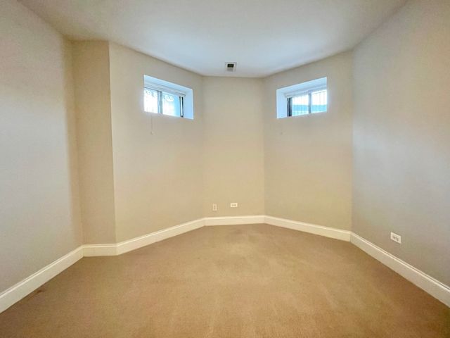 2801 N Seminary Avenue 1S, Chicago, IL 60657