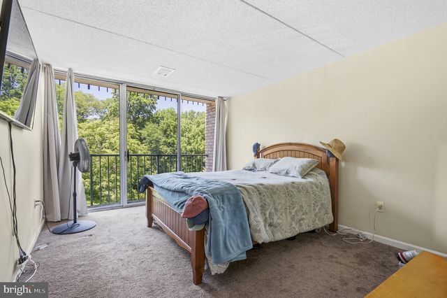 526 PLAYA DEL SOL, Cherry Hill, NJ 08002