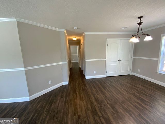 21 Hillandale Street, Newnan, GA 30263