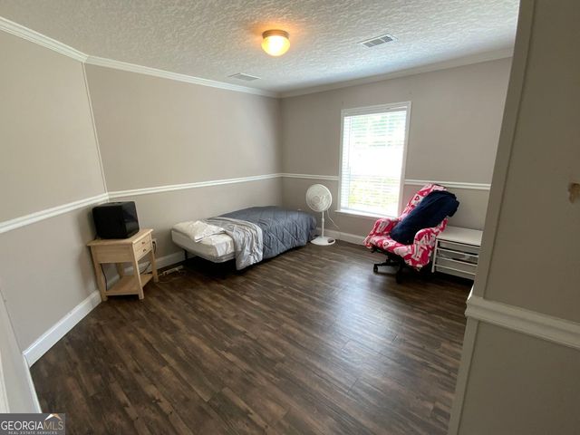 21 Hillandale Street, Newnan, GA 30263