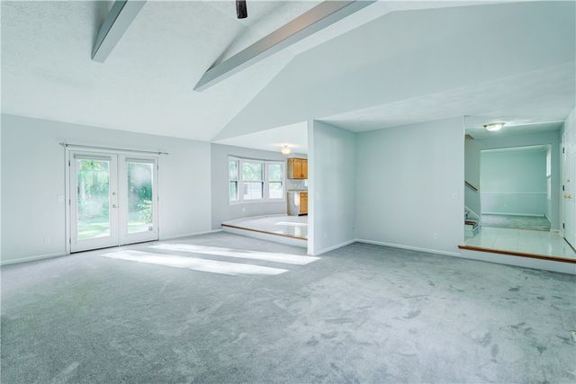107 Crossroads Lane, Greece, NY 14612