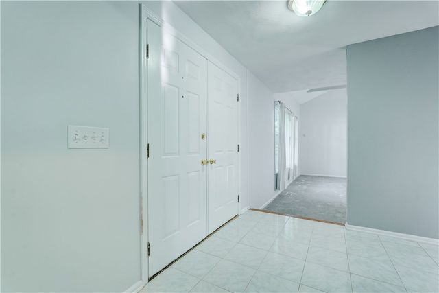 107 Crossroads Lane, Greece, NY 14612