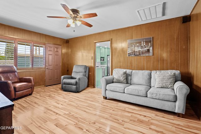 4209 BUCKINGHAM Drive, El Paso, TX 79902