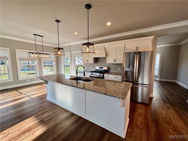 3383 Ashwood Drive, Wheatfield, NY 14120