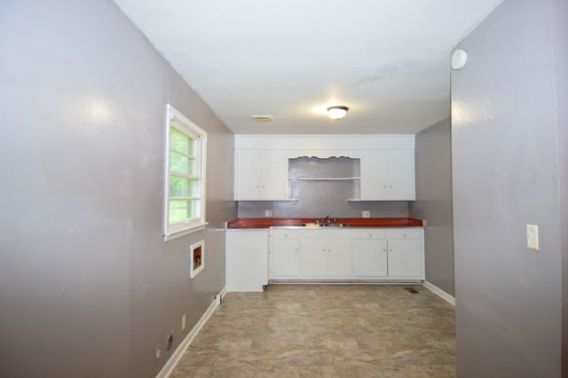 124 Glenn Ave, Gallatin, TN 37066