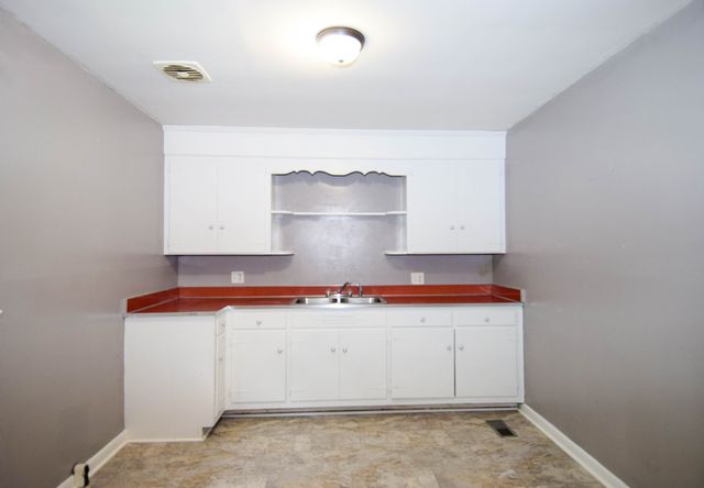 124 Glenn Ave, Gallatin, TN 37066