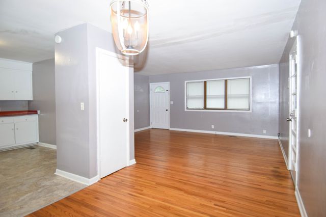 124 Glenn Ave, Gallatin, TN 37066