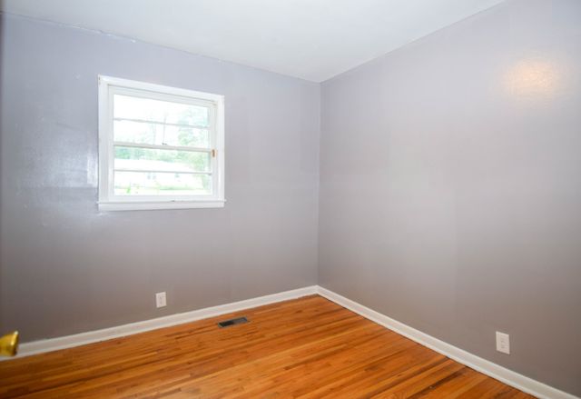 124 Glenn Ave, Gallatin, TN 37066