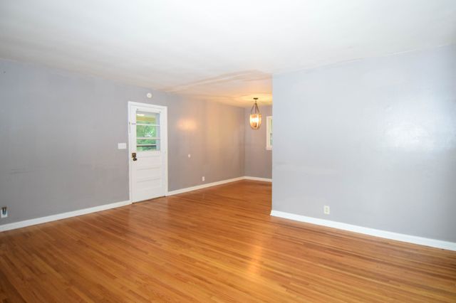 124 Glenn Ave, Gallatin, TN 37066