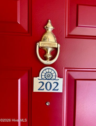 106 N Water Street 202, Wilmington, NC 28401