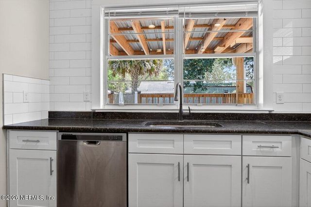 9049 JACKSON Avenue, Jacksonville, FL 32208