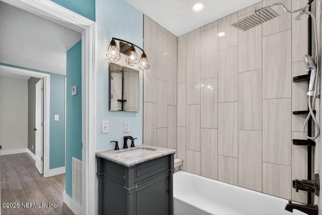 9049 JACKSON Avenue, Jacksonville, FL 32208