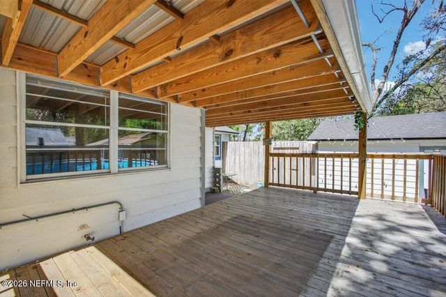 9049 JACKSON Avenue, Jacksonville, FL 32208